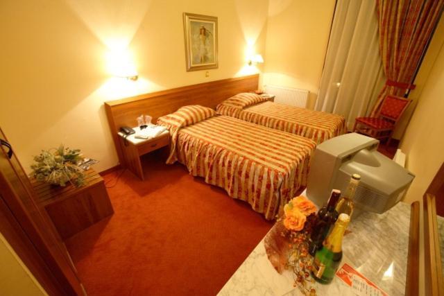Hotel Dinara Livno Zimmer foto