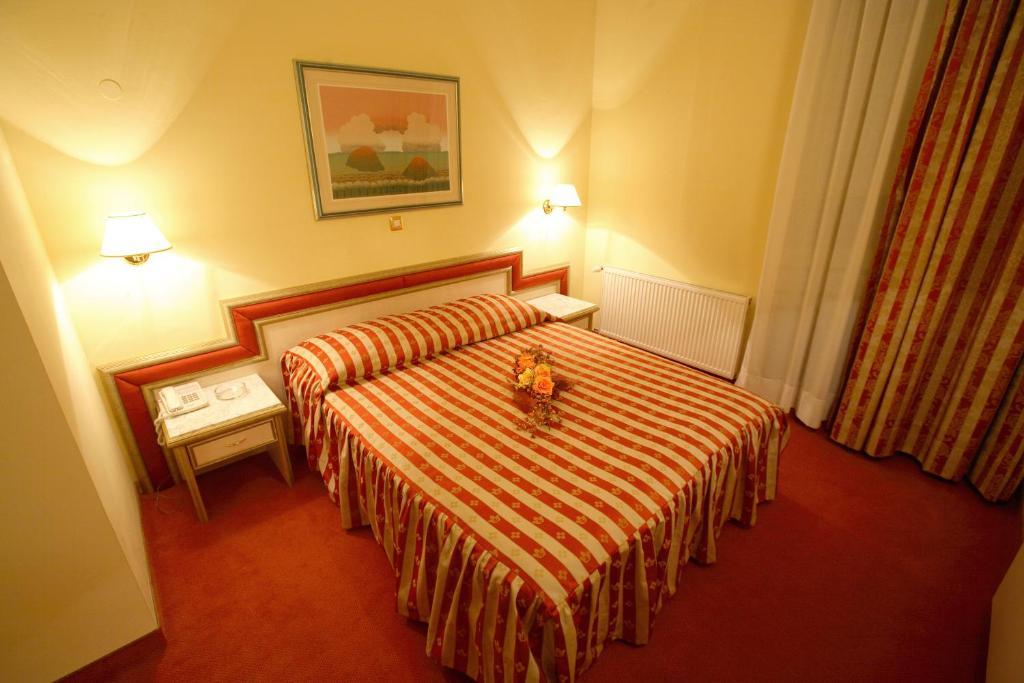 Hotel Dinara Livno Zimmer foto